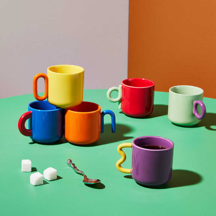 Creative fancy handle design, glazed porcelain, concentrated milk tea cup, bulk customization, coffee shop ceramic cup