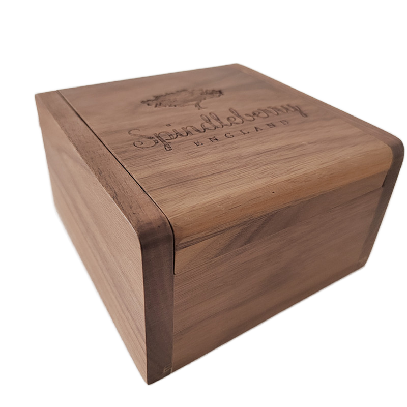Customized luxury walnut gift box, environmentally friendly and recyclable wood packaging, chocolate storage box