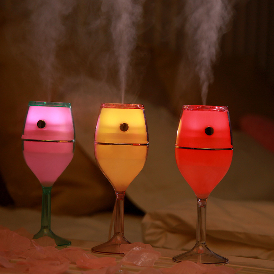 Red wine glass humidifier