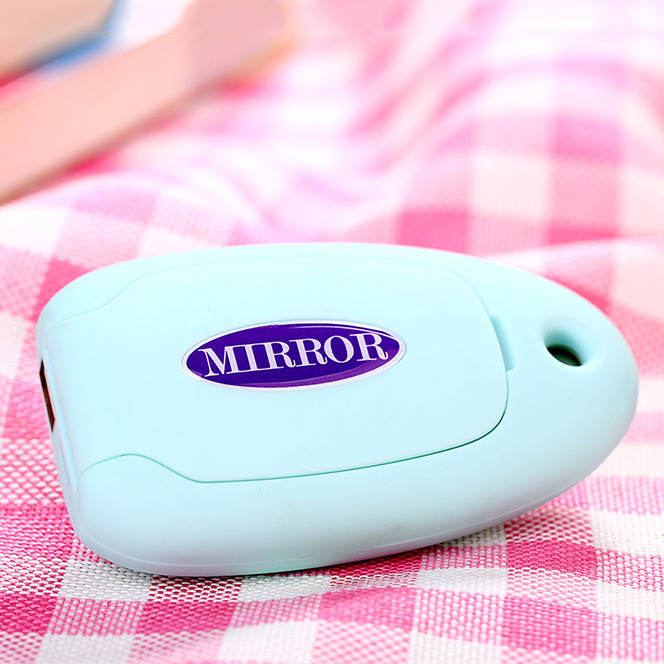 Mobile power supply for makeup mirror water replenishment