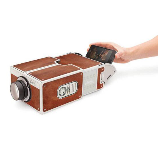 Second generation DIY smartphone projector