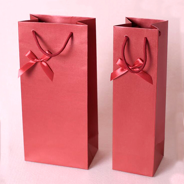 Red wine paper bag