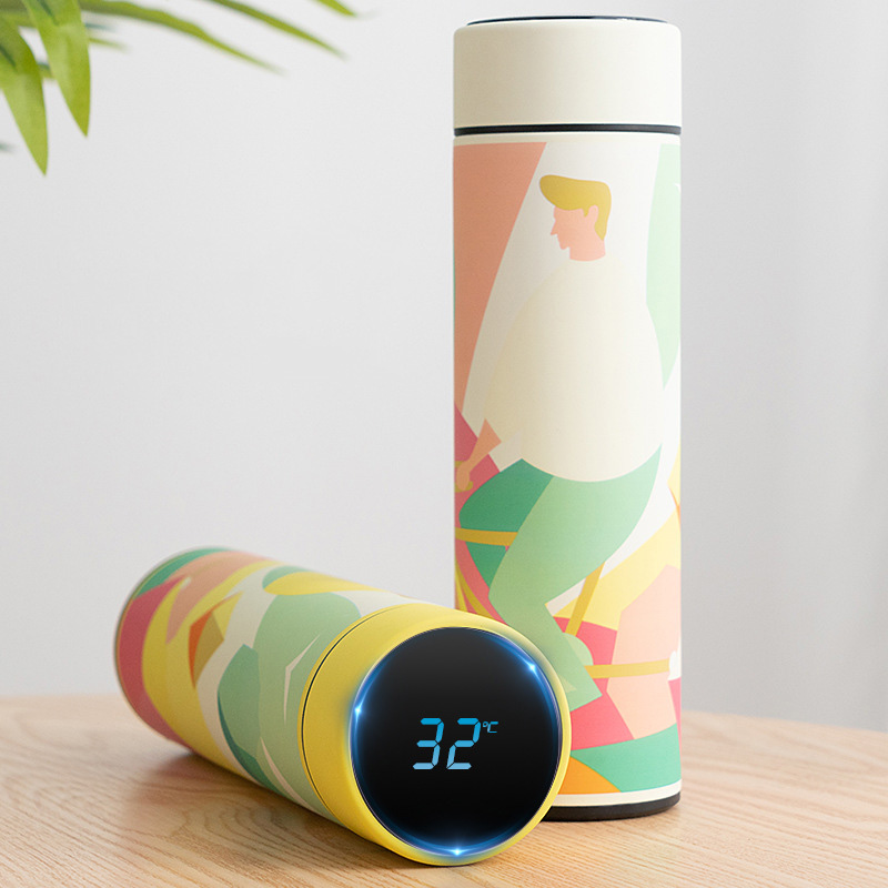 Temperature measuring and insulation cup