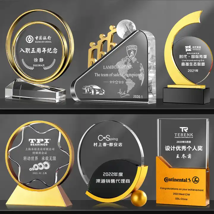 Manufacturer wholesale metal crystal trophy customized sports event glass award trophy